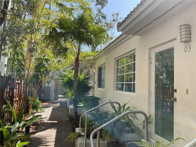 328 Euclid Ave # 103, Miami Beach FL 33139