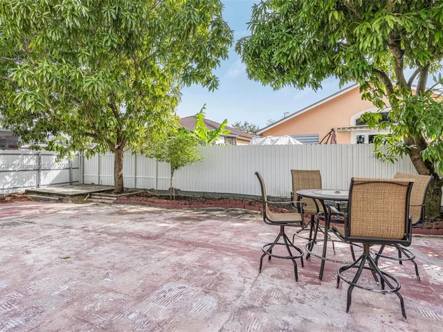 15486 SW 23rd Ln # 15486, Miami FL 33185