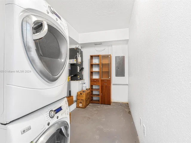 15486 SW 23rd Ln # 15486, Miami FL 33185