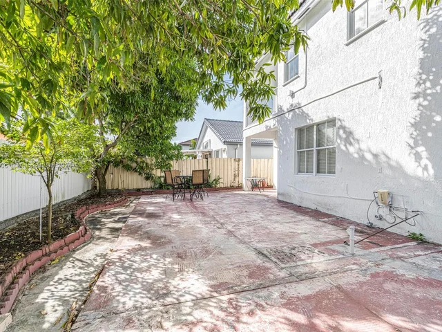 15486 SW 23rd Ln # 15486, Miami FL 33185