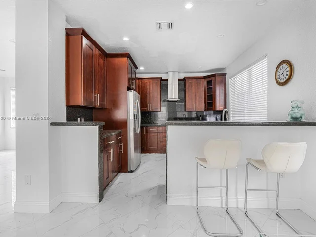 15486 SW 23rd Ln # 15486, Miami FL 33185