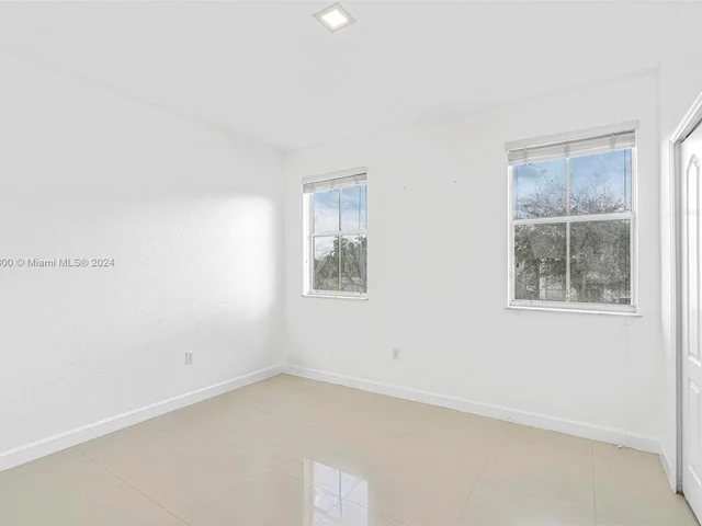 15486 SW 23rd Ln # 15486, Miami FL 33185