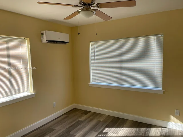 728 20th St # 2, West Palm Beach FL 33407