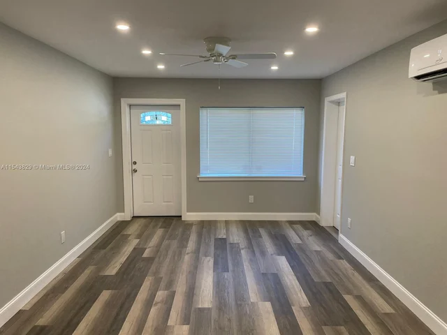 728 20th St # 2, West Palm Beach FL 33407