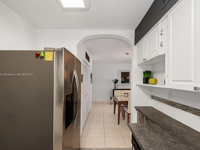 17800 Atlantic Blvd # 203, Sunny Isles Beach FL 33160