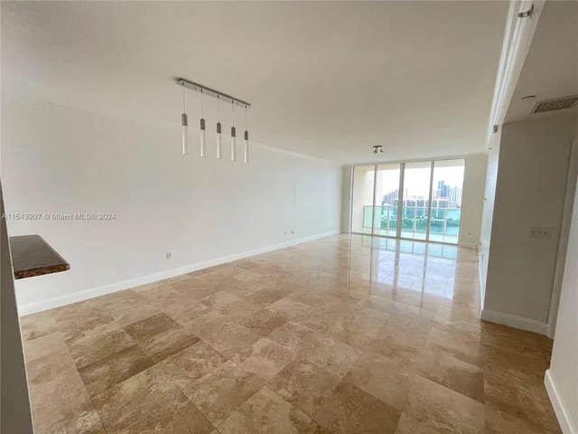 3330 NE 190th St # 2217, Aventura FL 33180