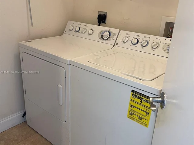 3330 NE 190th St # 2217, Aventura FL 33180