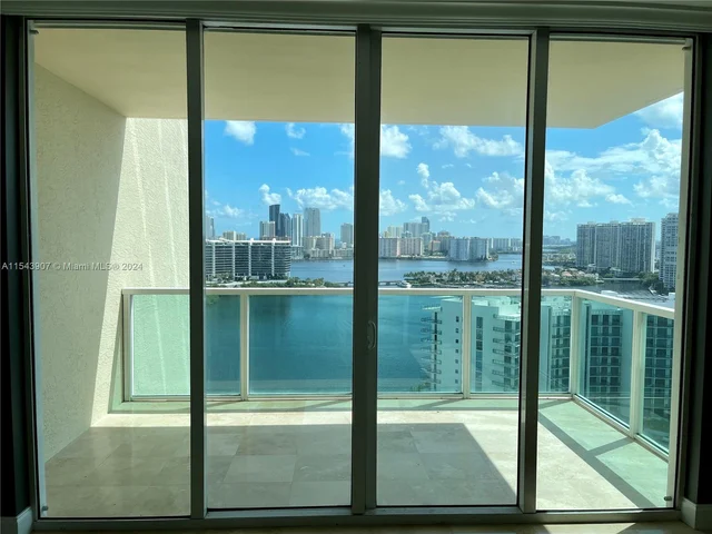 3330 NE 190th St # 2217, Aventura FL 33180