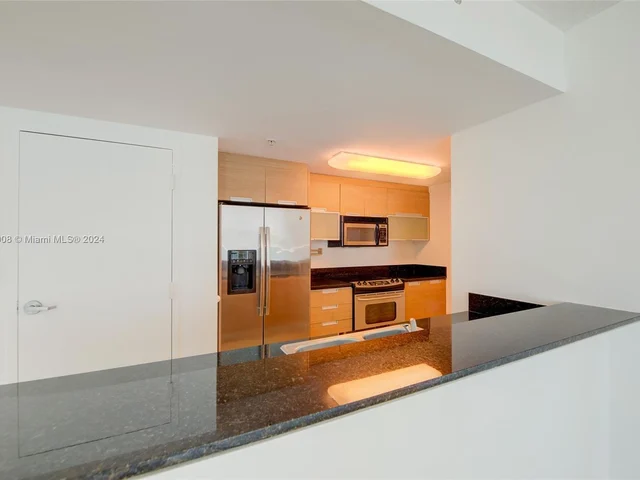 1881 79th St Cswy # 906, North Bay Village FL 33141