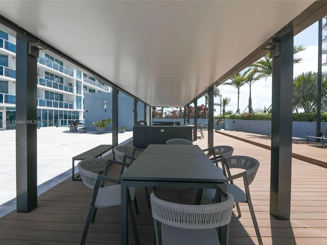 1881 79th St Cswy # 906, North Bay Village FL 33141