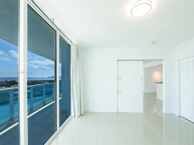 1881 79th St Cswy # 906, North Bay Village FL 33141