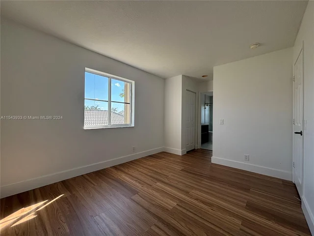 1653 Winterberry Ln # 1653, Weston FL 33327