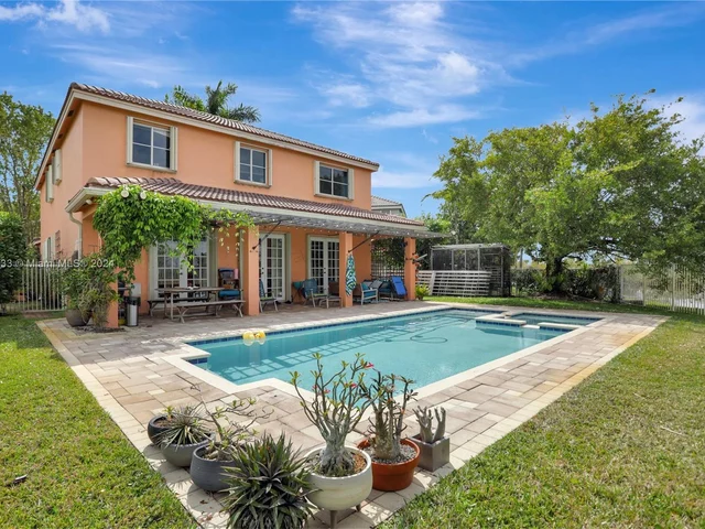 1653 Winterberry Ln # 1653, Weston FL 33327