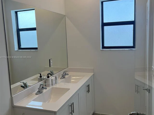 25274 SW 107th Ct, Homestead FL 33032