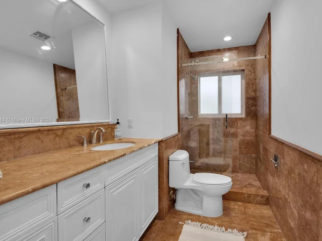 6450 SW 113th St, Pinecrest FL 33156