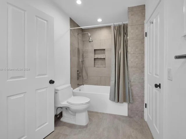 6450 SW 113th St, Pinecrest FL 33156