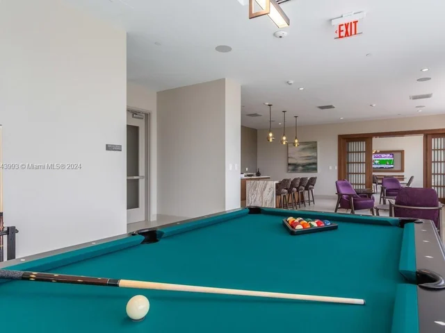 5250 NW 84th Ave # 1001, Doral FL 33166