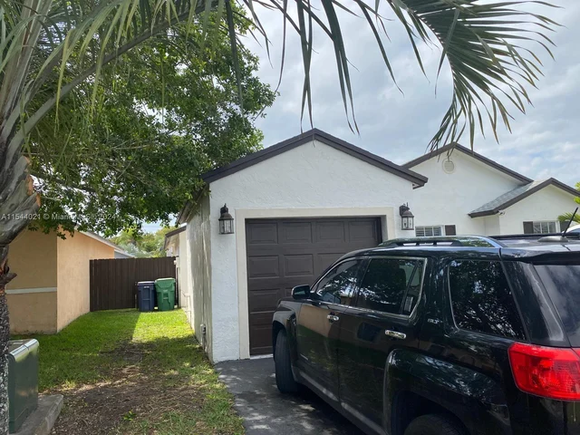 25014 SW 128th Pl # 25014, Homestead FL 33032