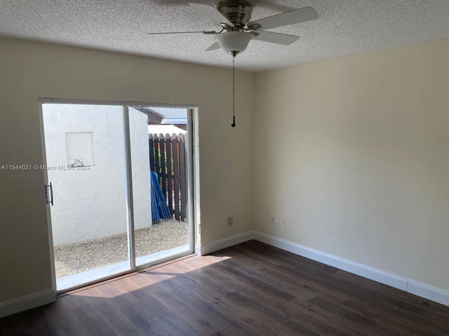 25014 SW 128th Pl # 25014, Homestead FL 33032