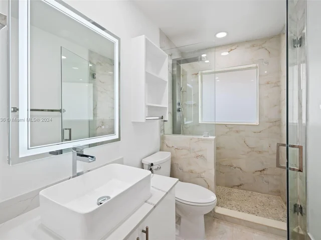 2048 NW 208th Way, Pembroke Pines FL 33029