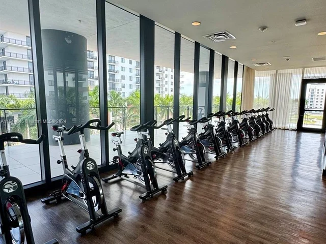 5252 NW 85th Ave # 1407, Doral FL 33166