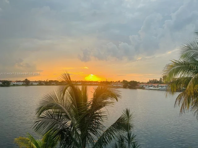 6290 W 24th Ct # 5, Hialeah FL 33016