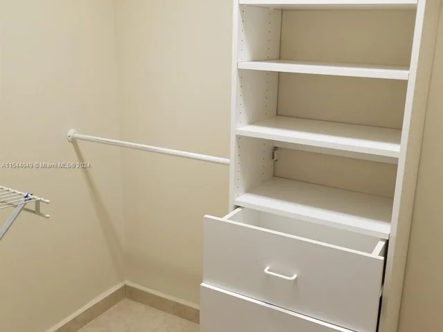 15875 SW 85th St, Miami FL 33193