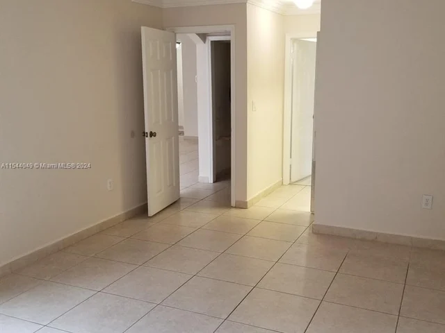 15875 SW 85th St, Miami FL 33193