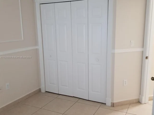 15875 SW 85th St, Miami FL 33193