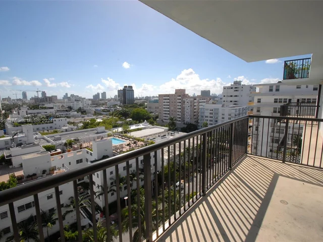 1800 Collins Ave # 11E, Miami Beach FL 33139