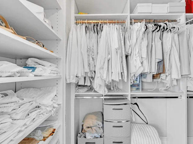 7124 SW 111th Ct # 7124, Miami FL 33173