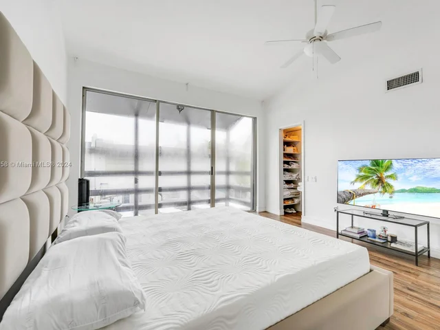 7124 SW 111th Ct # 7124, Miami FL 33173