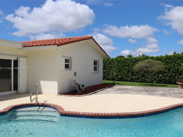 10875 NW 37th Ct, Coral Springs FL 33065