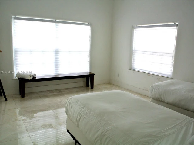 5835 La Gorce Dr, Miami Beach FL 33140