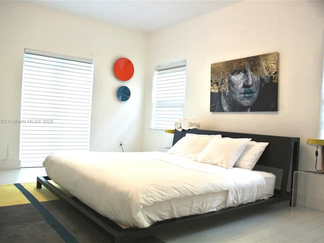 5835 La Gorce Dr, Miami Beach FL 33140