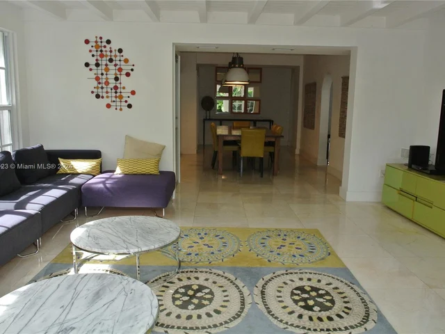 5835 La Gorce Dr, Miami Beach FL 33140