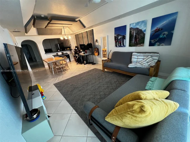 10710 NW 66th St # 505, Doral FL 33178