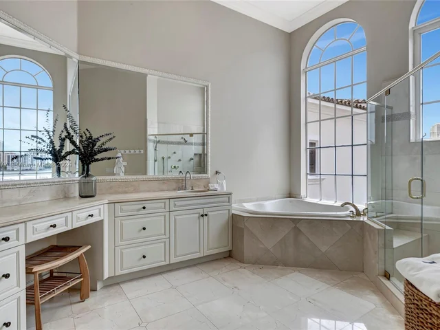 4040 Island Estates Dr, Aventura FL 33160