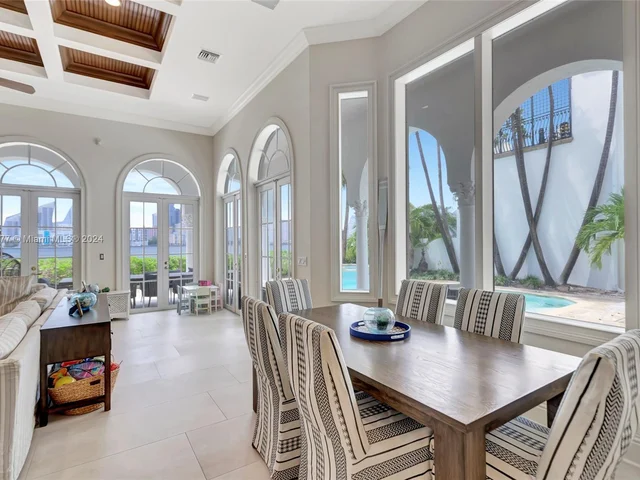 4040 Island Estates Dr, Aventura FL 33160