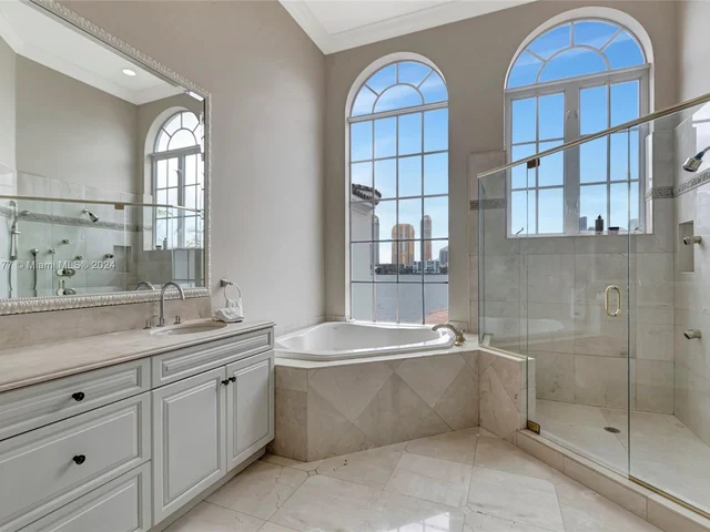 4040 Island Estates Dr, Aventura FL 33160