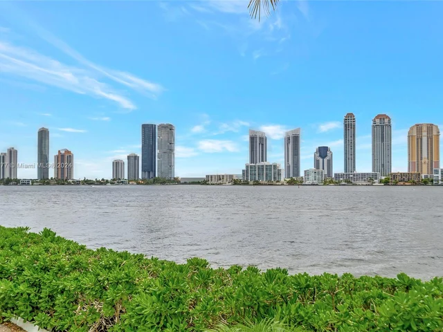 4040 Island Estates Dr, Aventura FL 33160