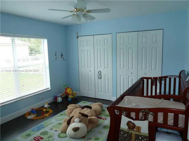 3440 Carlton Ln, Davie FL 33330