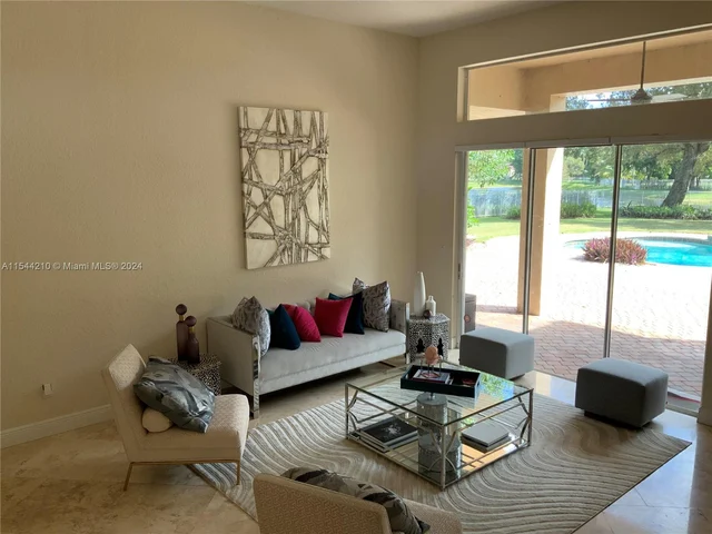 3440 Carlton Ln, Davie FL 33330