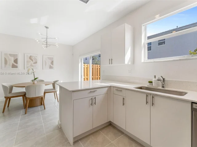 16242 SW 290th Ter, Miami FL 33033