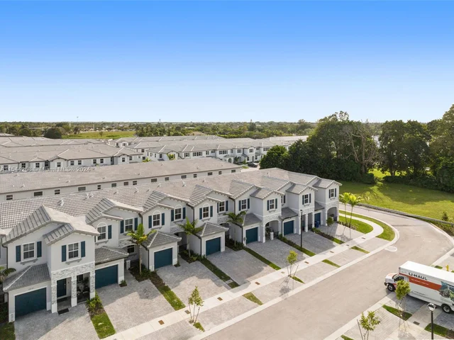 16242 SW 290th Ter, Miami FL 33033