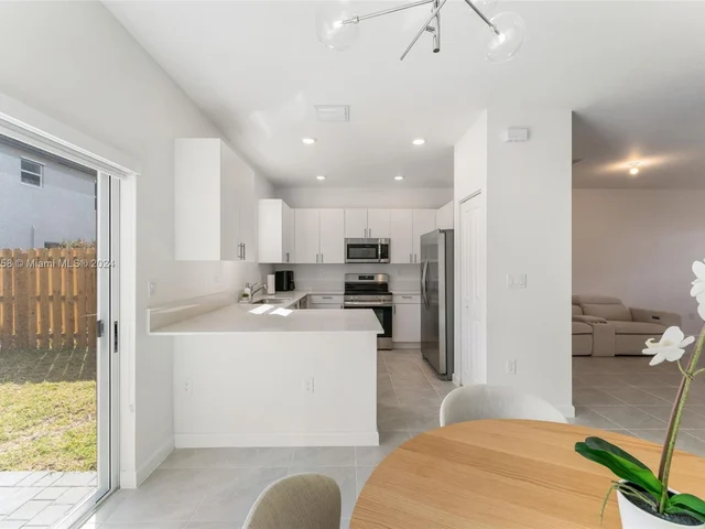 16242 SW 290th Ter, Miami FL 33033