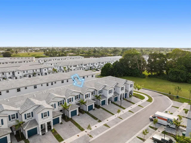 16242 SW 290th Ter, Miami FL 33033