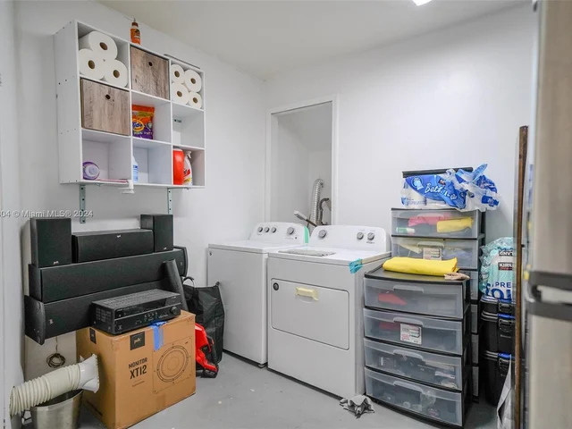 14816 SW 104th St # 85, Miami FL 33196