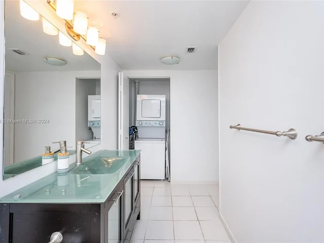 1861 NW S River Dr # 2404, Miami FL 33125