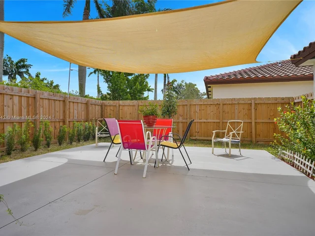 151 NE 27th Ter, Homestead FL 33033